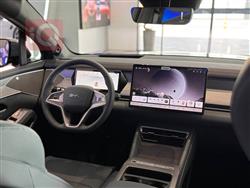 بي واي دي اتو 8